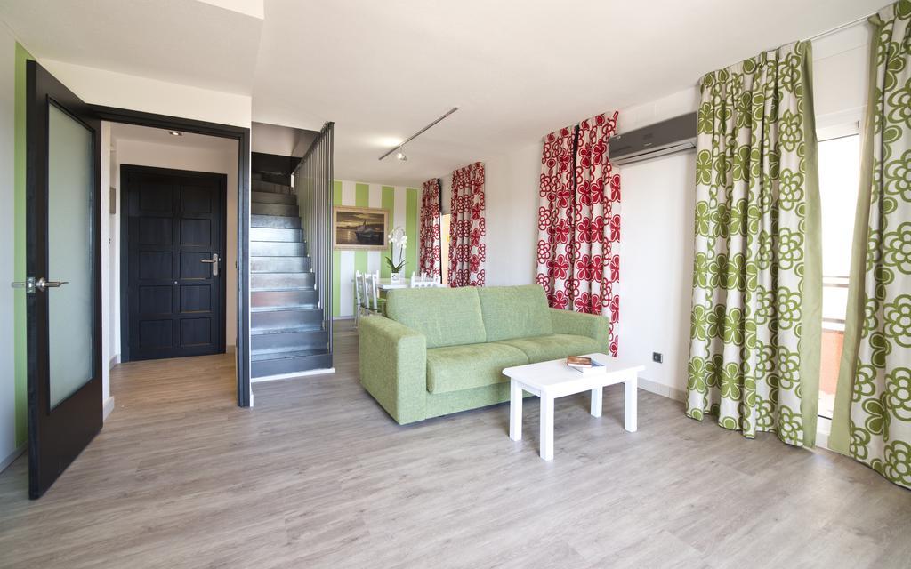 Apartamentos Salles Beach Л'Естартіт Номер фото