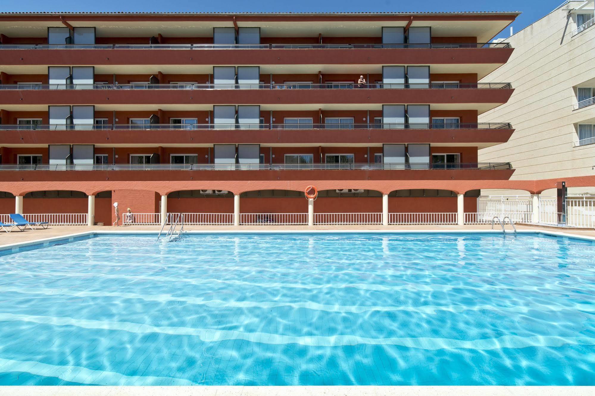 Apartamentos Salles Beach Л'Естартіт Екстер'єр фото